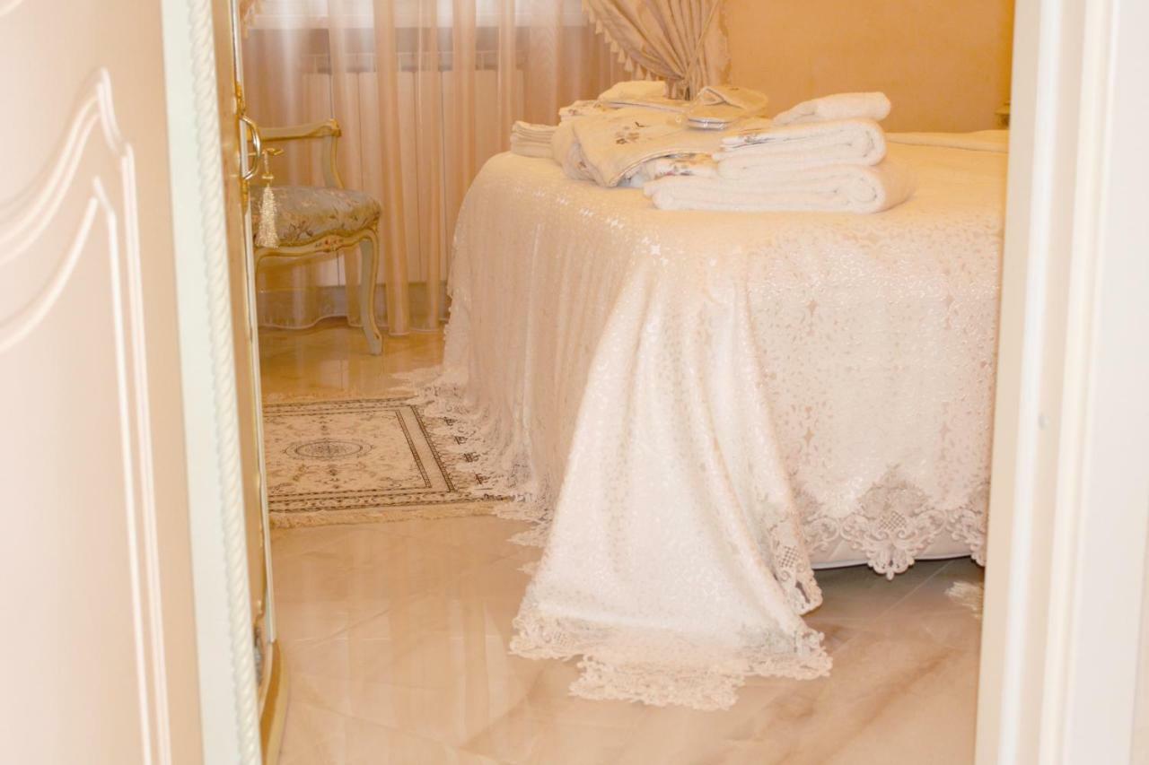 Fiore D'Arancio Luxury City Center Apartment เวโรนา ภายนอก รูปภาพ