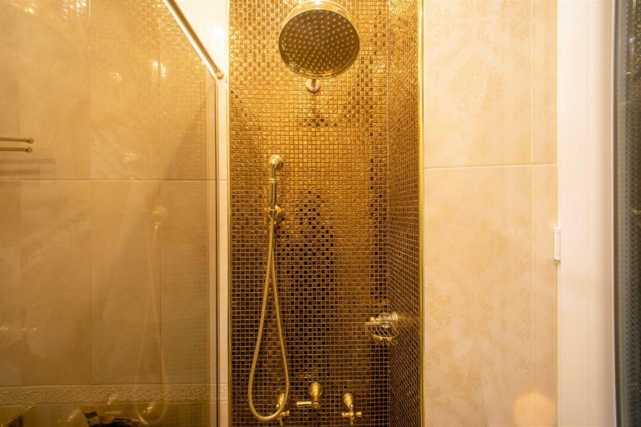 Fiore D'Arancio Luxury City Center Apartment เวโรนา ภายนอก รูปภาพ