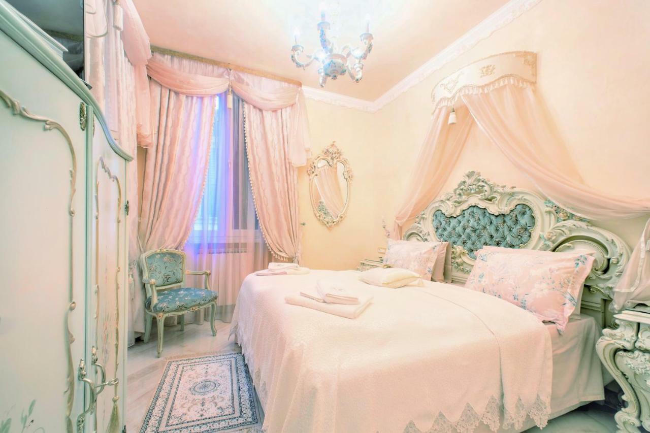 Fiore D'Arancio Luxury City Center Apartment เวโรนา ภายนอก รูปภาพ